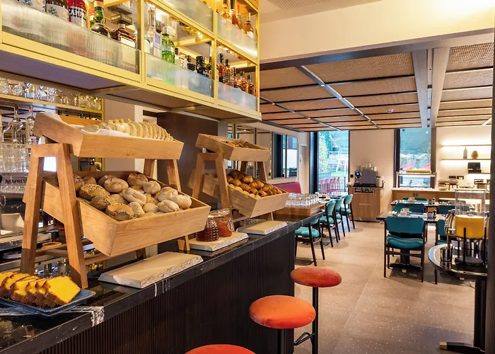 Arts Porto, Tapestry Collection By Hilton Porto