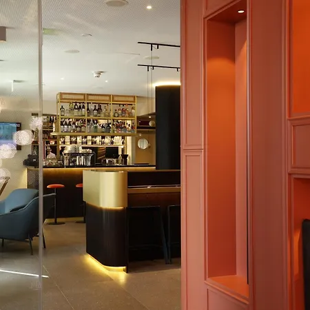 Arts Porto, Tapestry Collection By Hilton Hotel
