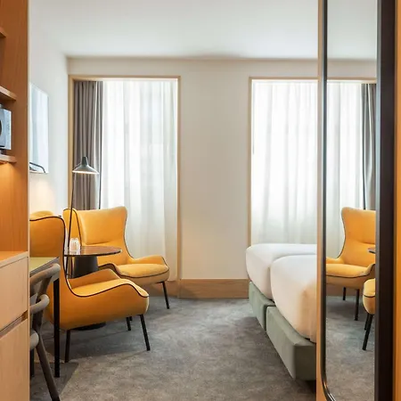 Arts Porto, Tapestry Collection By Hilton 4*