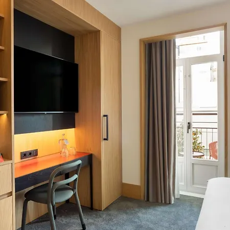 Arts Porto, Tapestry Collection By Hilton