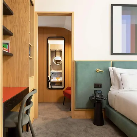 Arts Porto, Tapestry Collection By Hilton 4*