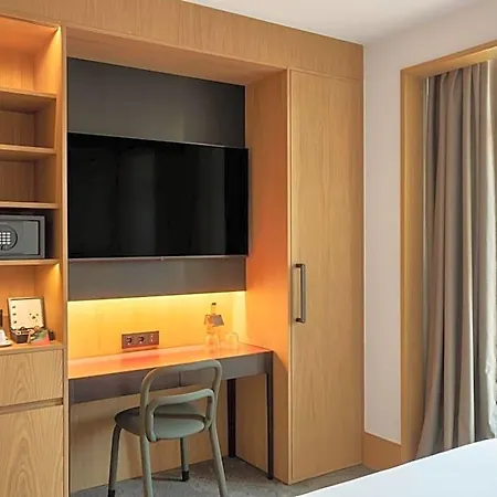 酒店 Arts Porto, Tapestry Collection By Hilton 4*