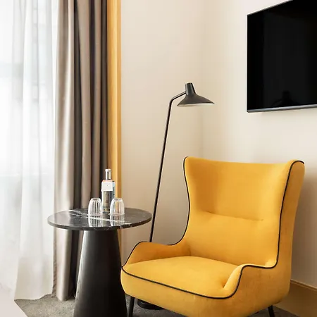 Arts Porto, Tapestry Collection By Hilton