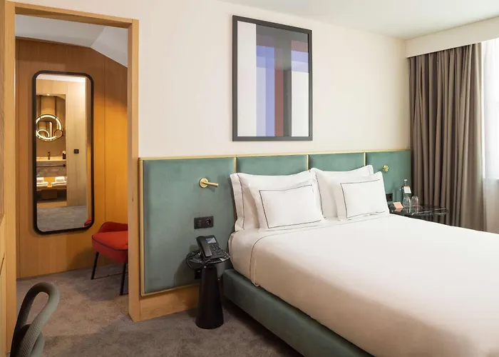 Arts Porto, Tapestry Collection By Hilton