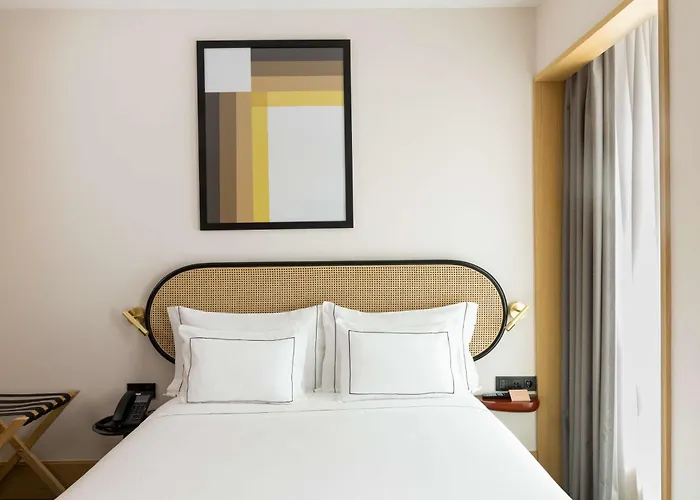 Arts Porto, Tapestry Collection By Hilton Hotell 4*