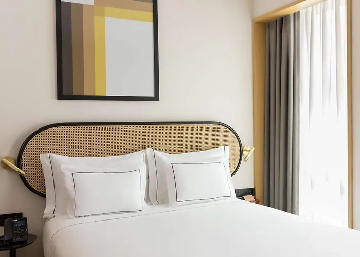 Arts Porto, Tapestry Collection By Hilton Hotell