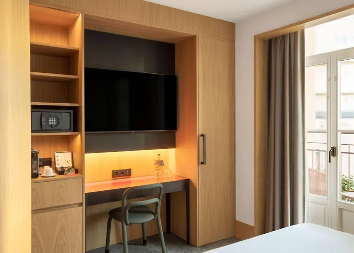 Arts Porto, Tapestry Collection By Hilton 4* Oporto