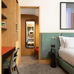 Arts Porto, Tapestry Collection By Hilton 4*