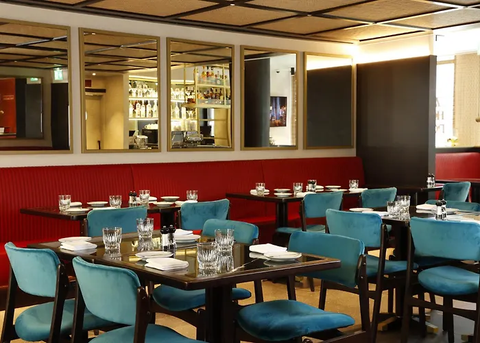 Arts Porto, Tapestry Collection By Hilton 4*