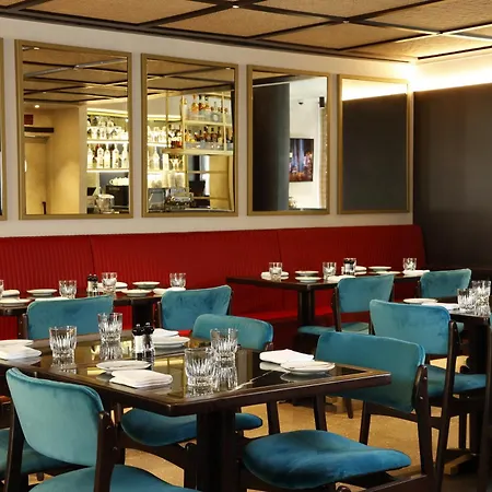 Arts Porto, Tapestry Collection By Hilton 4*